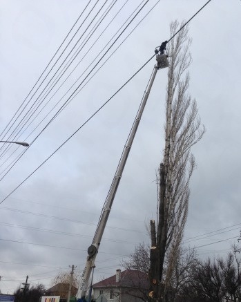 Услуги по аренде телескопической автовышки 24 м