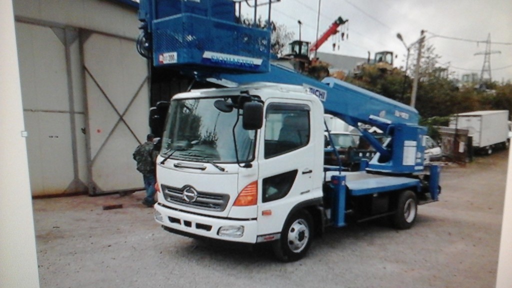 Аренда автовышки 12м.14м.16м.22м. (мехруки)