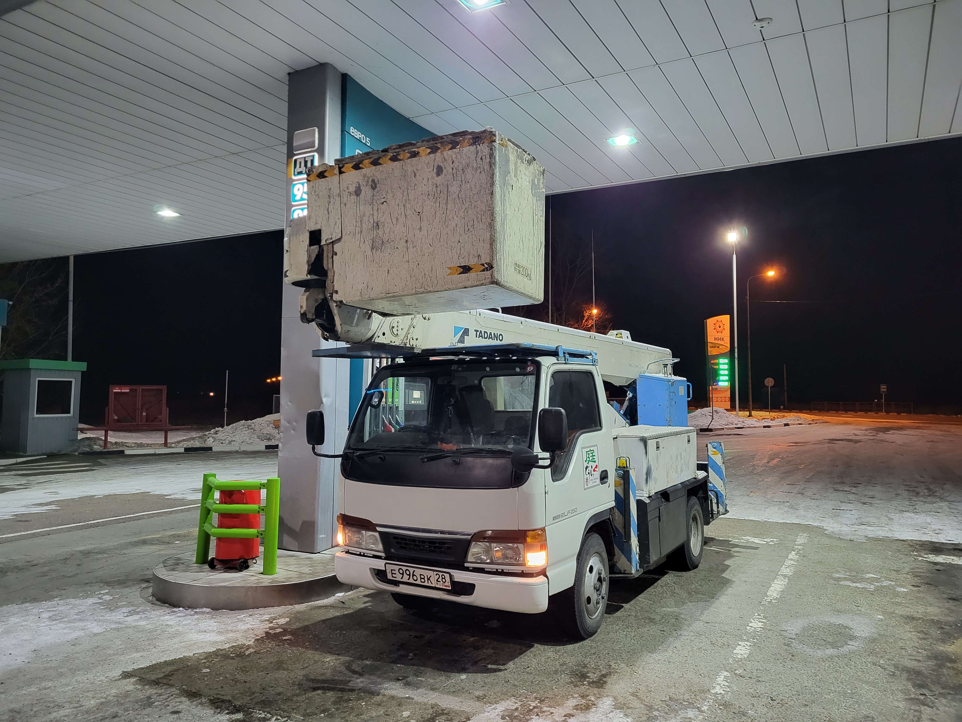 Сдам в аренду                            автогидроподъемник                            Аренда/услуги автовышки 16 метров Благовещенск