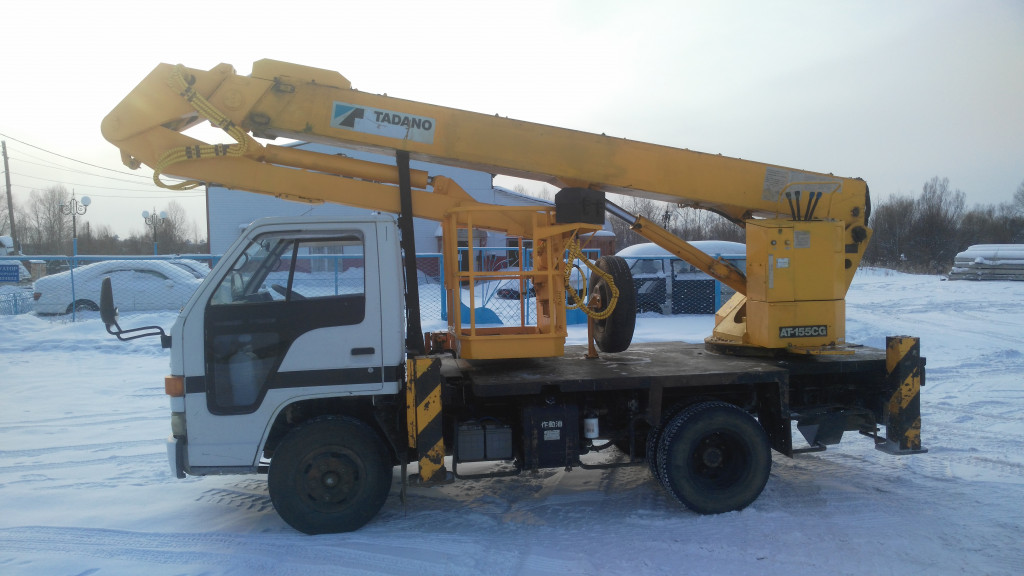 Автовышка 17.5 м с коленом.