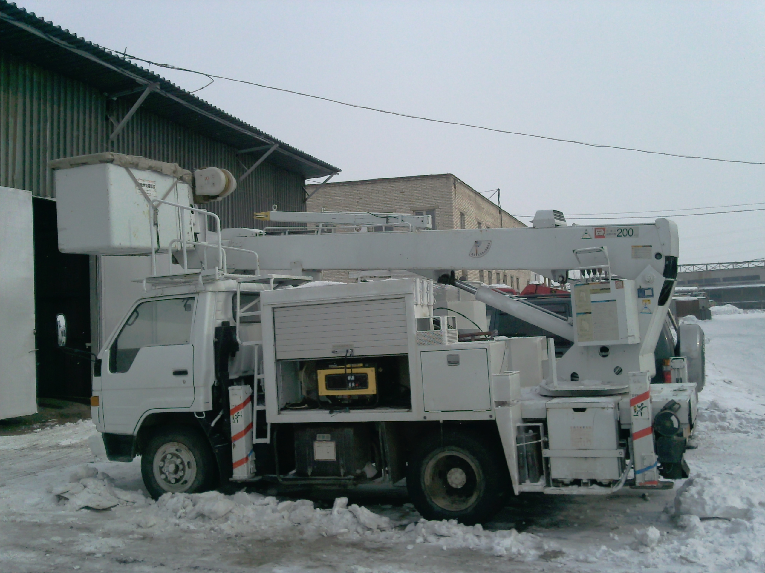 Сдам в аренду                            автогидроподъемник                            Isuzu от собственника Виталий