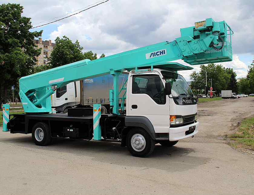 Аренда Автовышки 15 - 28 метров недорого