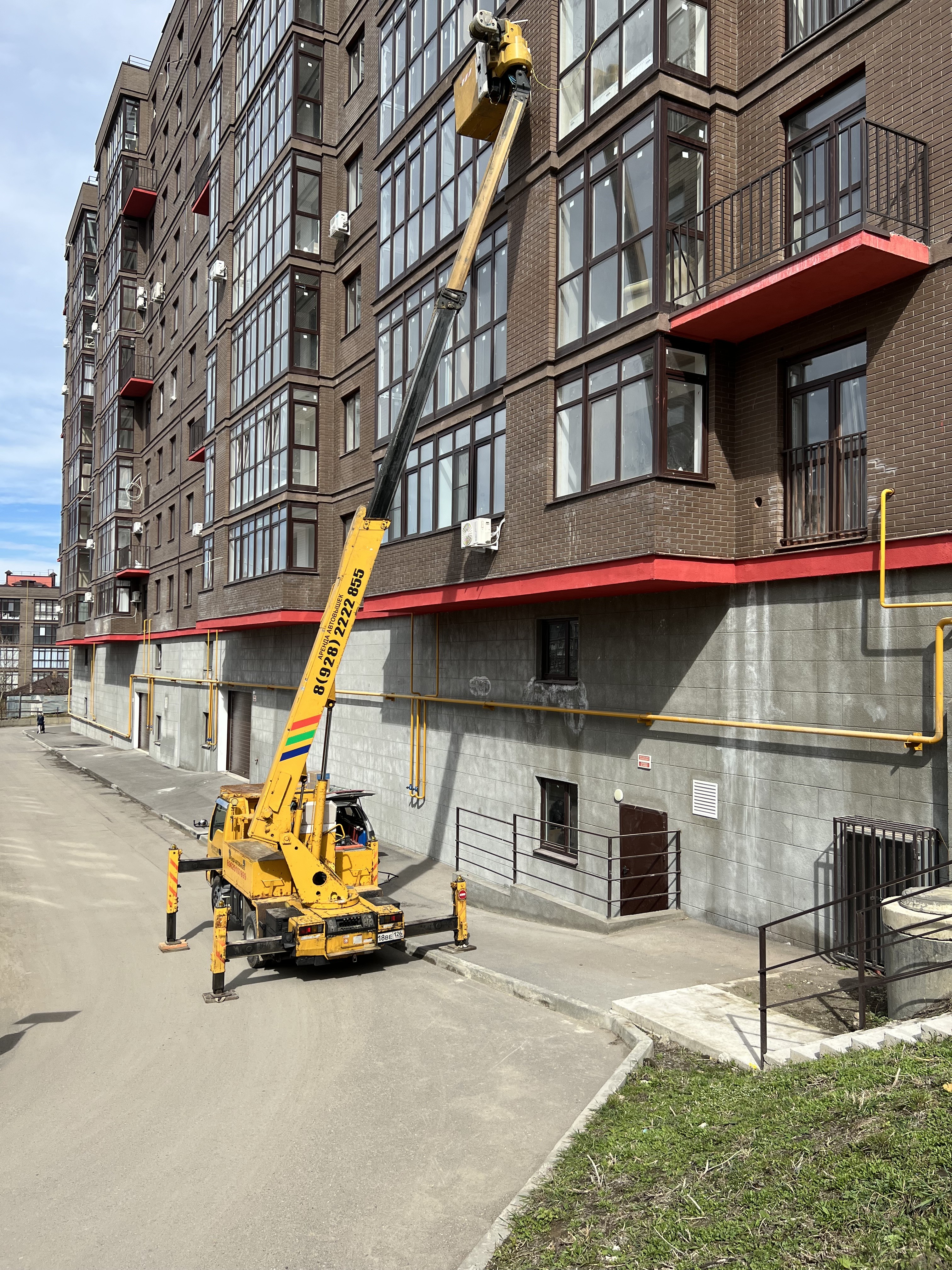 Автовышка АГП телескопическая, в аренду