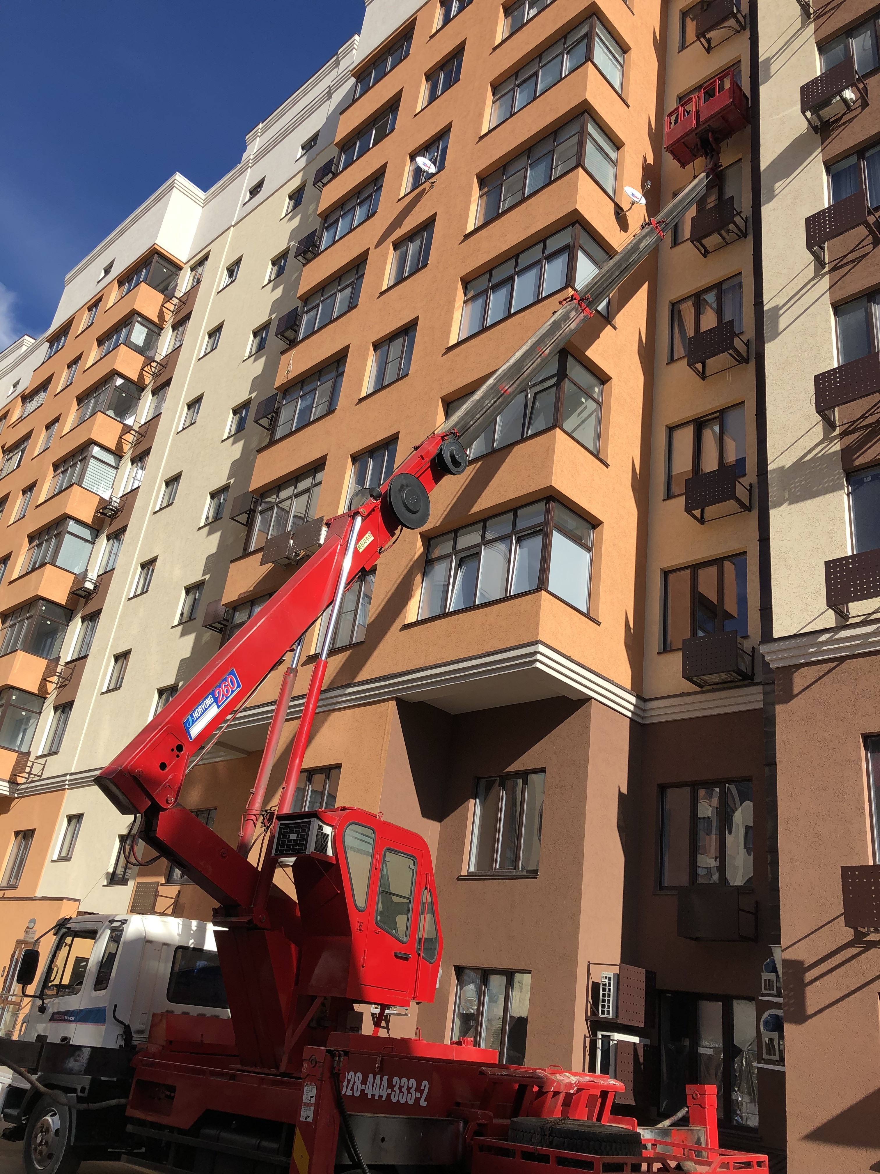 Аренда автовышка телескоп, услуги спецтехники