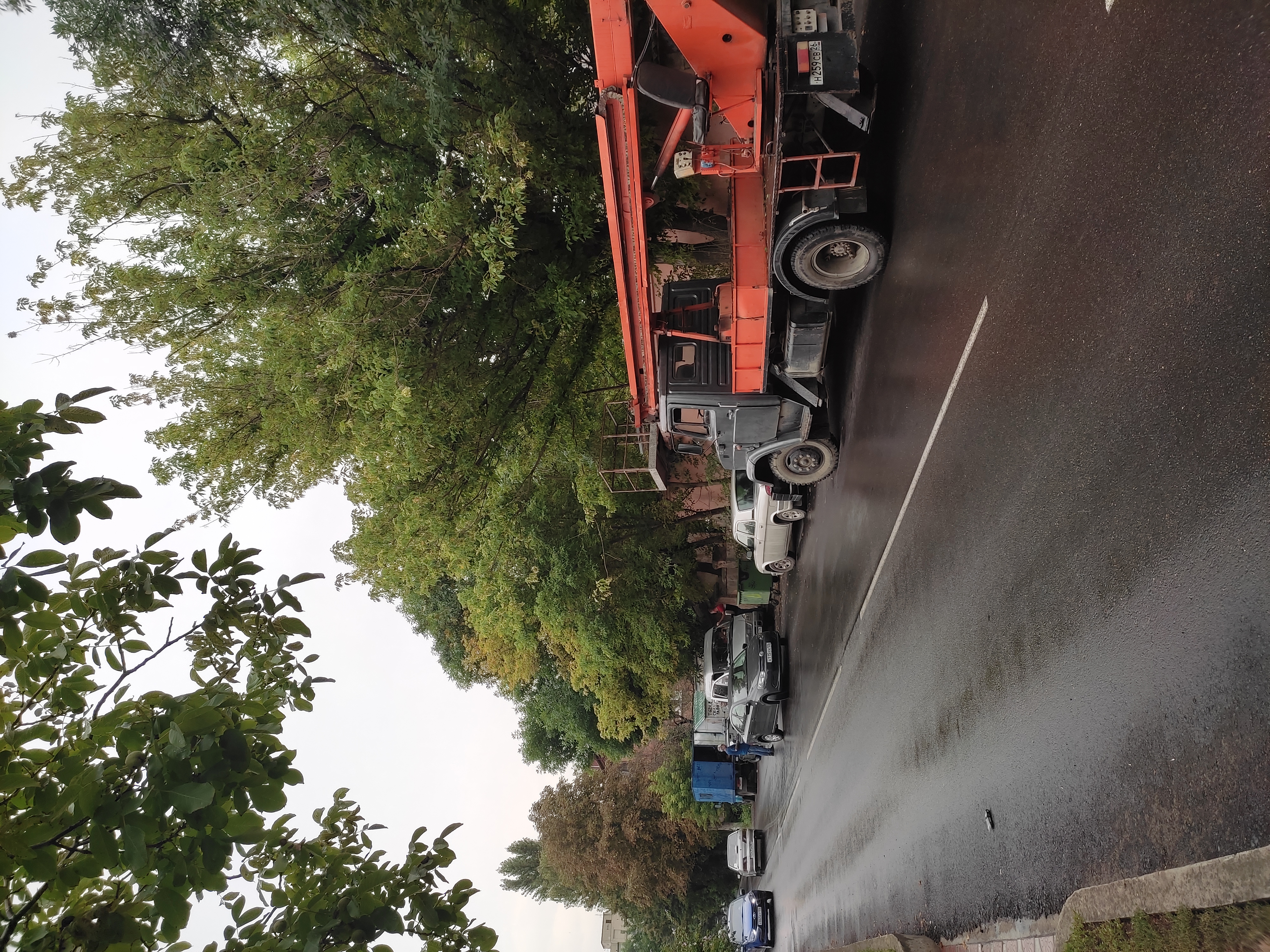 Автовышка 22м люлька поворотная