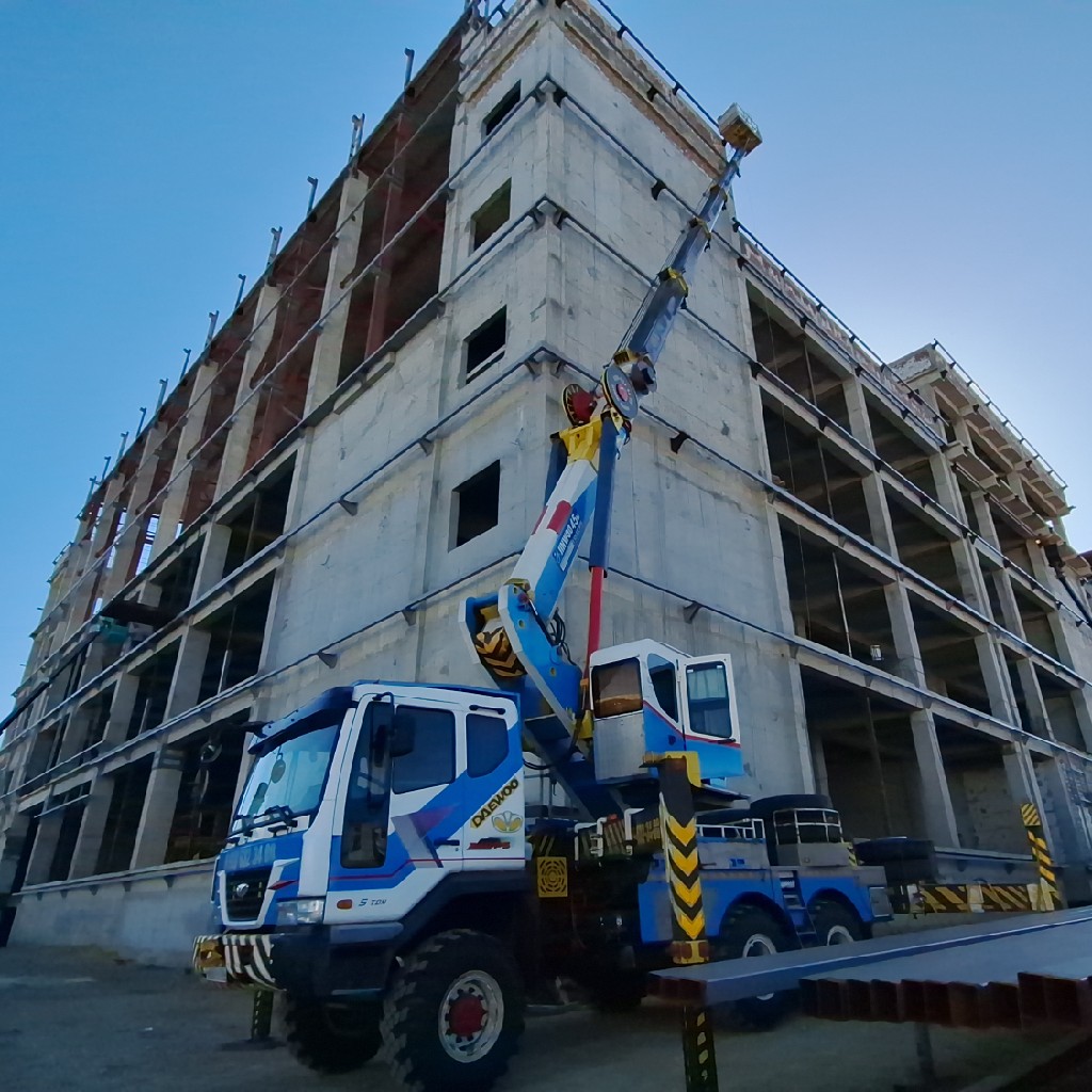 Аренда Автовышки от 12м до 45 метров