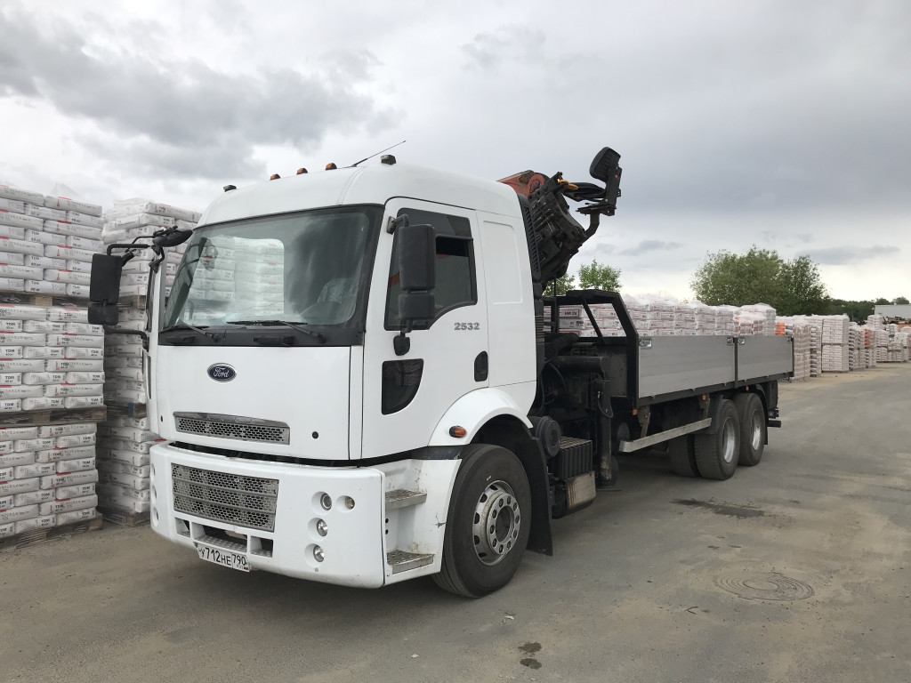 Аренда манипулятора. Грузоперевозки