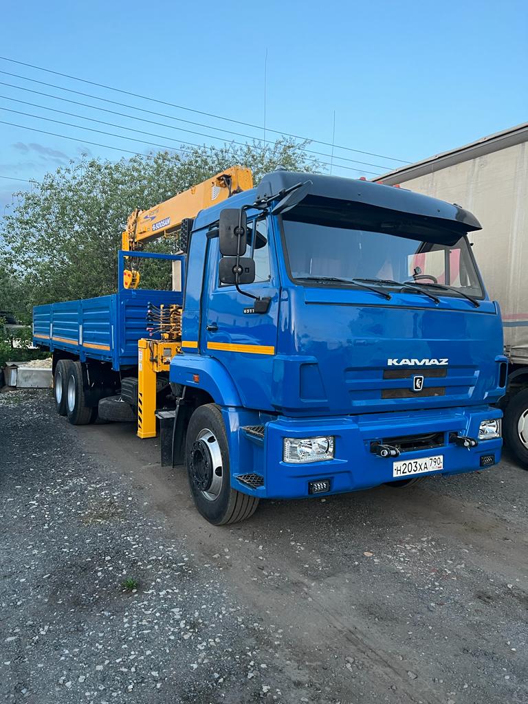 Аренда манипулятора 10 тонн. Перевозка с кму.