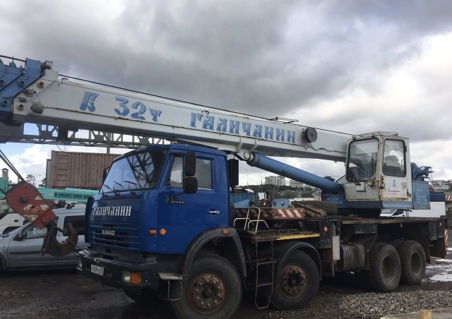 Аренда манипулятора вездеход. Люлька автовышки.