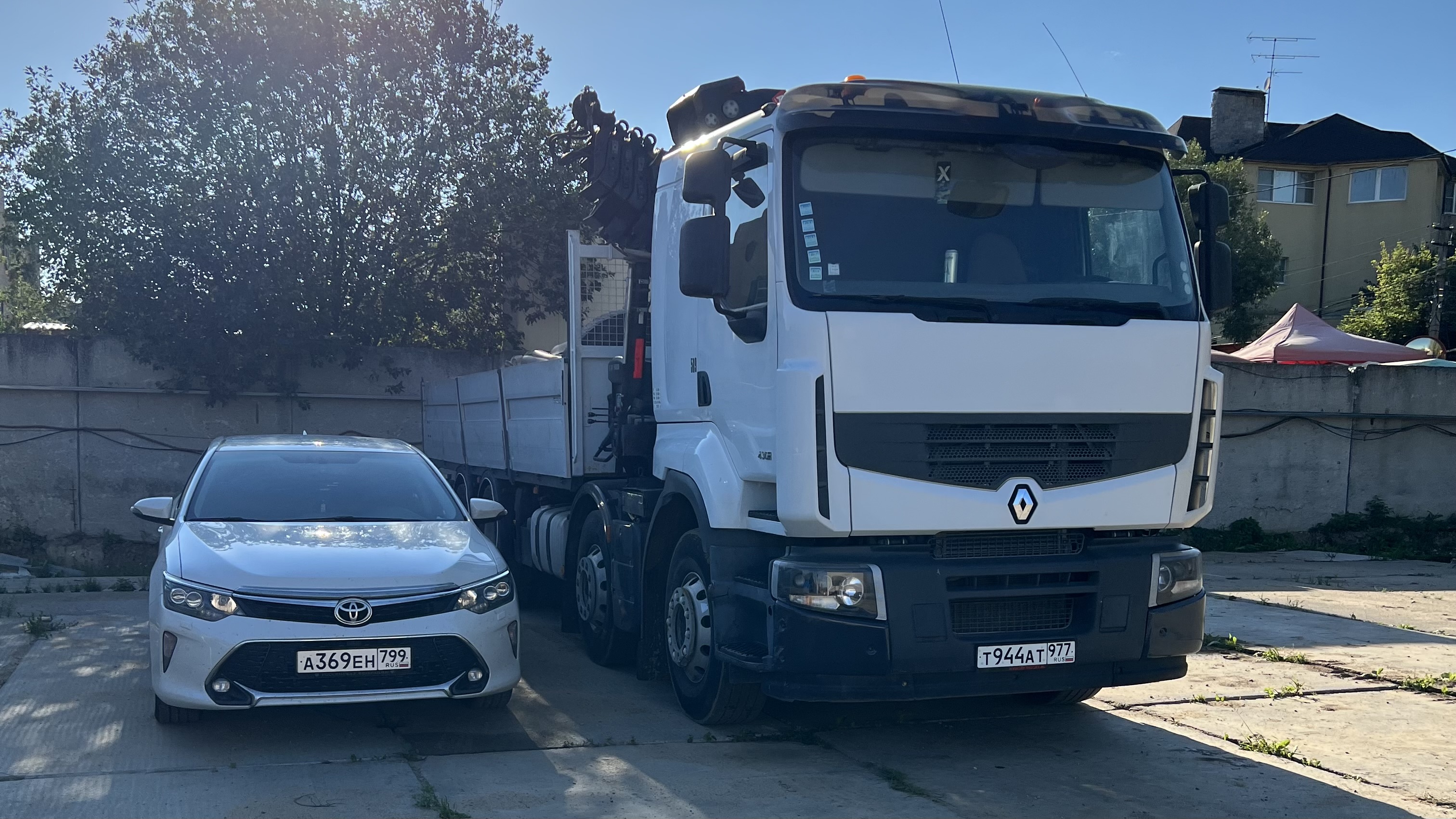 Аренда манипулятора с пропуском в центр