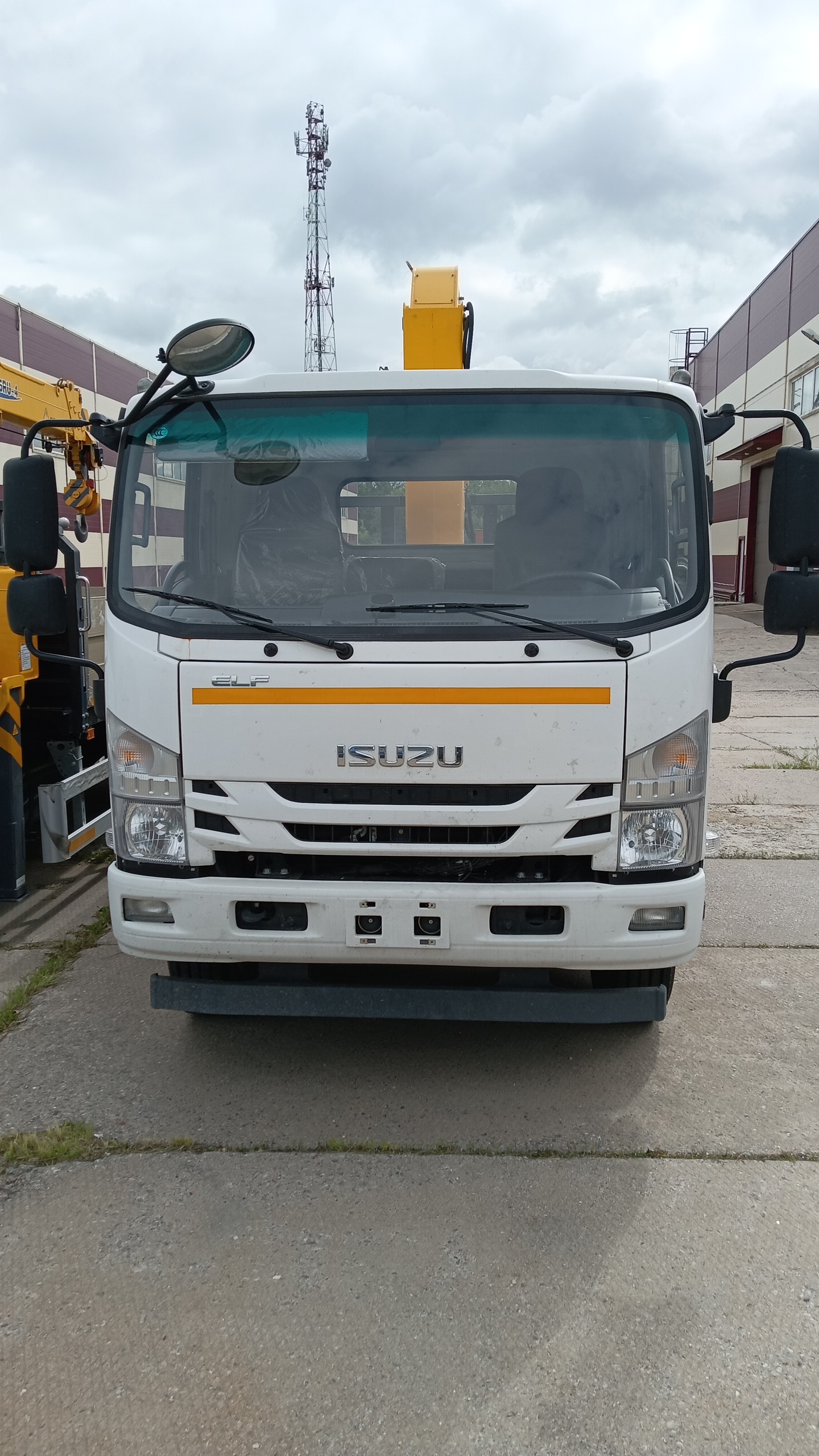 Грузоперевозки манипулятором Длина кузова 6.2 метр