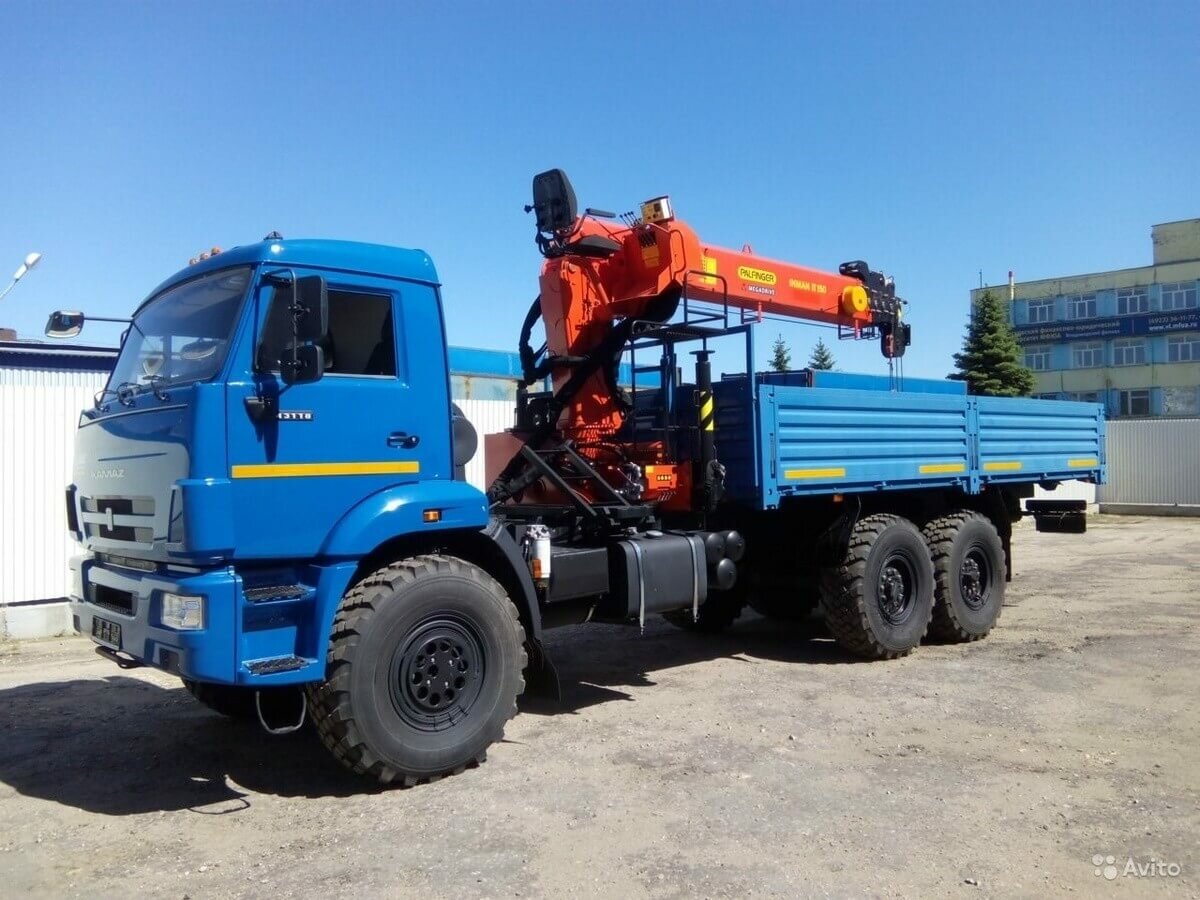 В аренду Манипулятор вездеход с люлькой