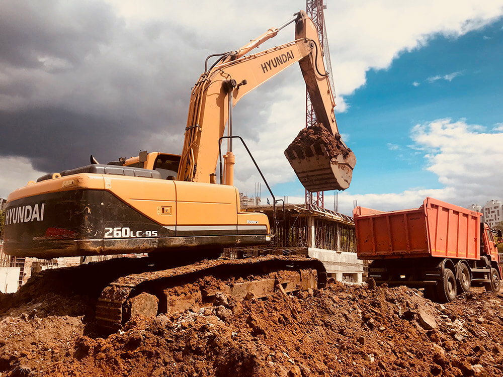 Вывоз грунта самосвалом 27 кубов.