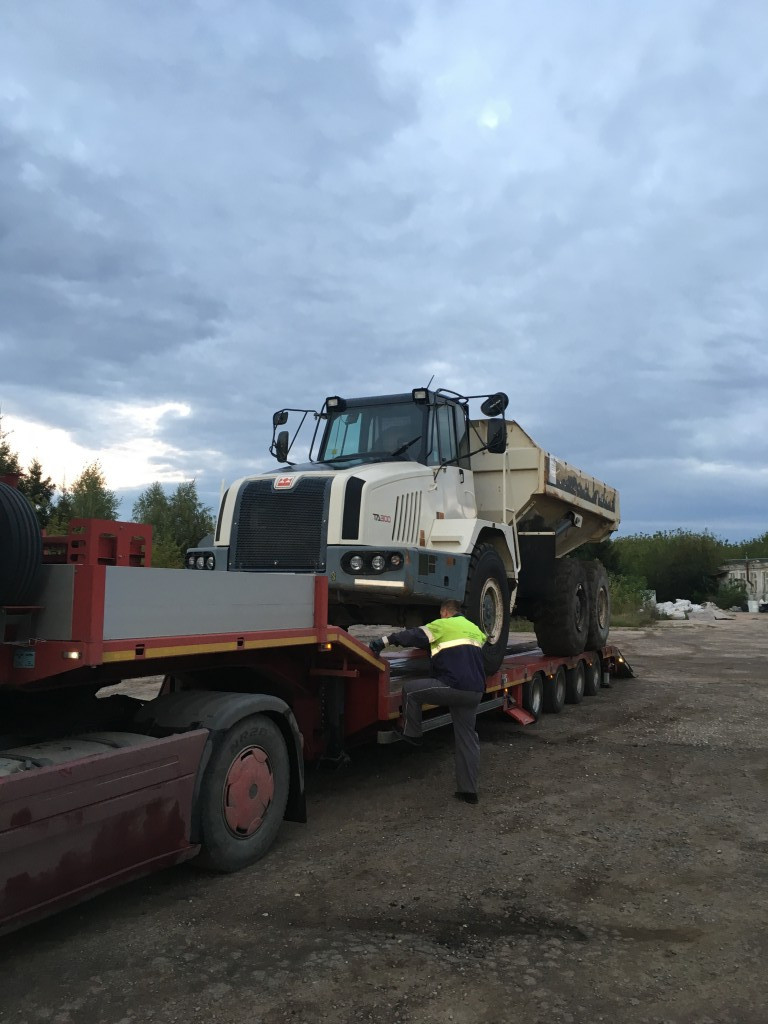 Сочлененный самосвал от собственника Роман