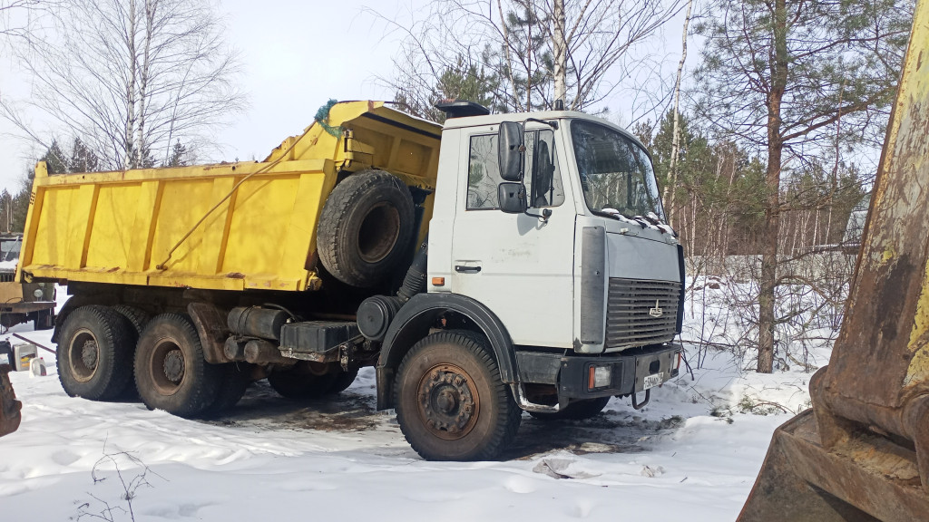Доставка самосвалом: Песок, Земля, Щебень.