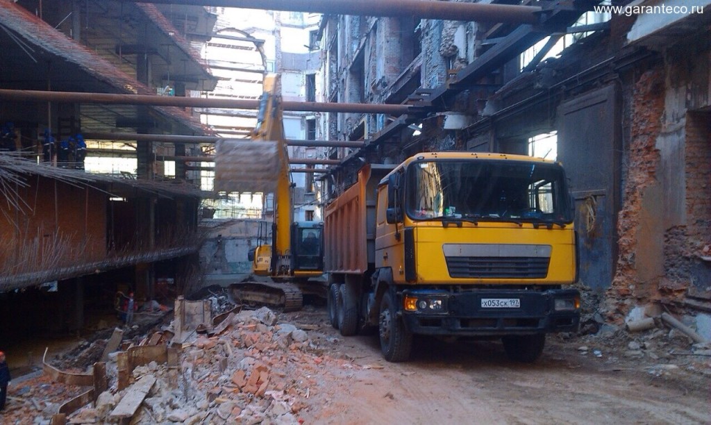 Вывоз грунта, боя, скола, строительного мусора на