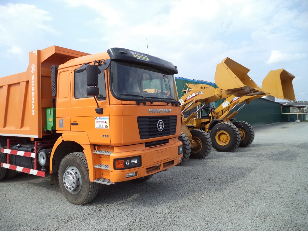 Аренда спецтехники: 5 самосвалов (20м3), JCB