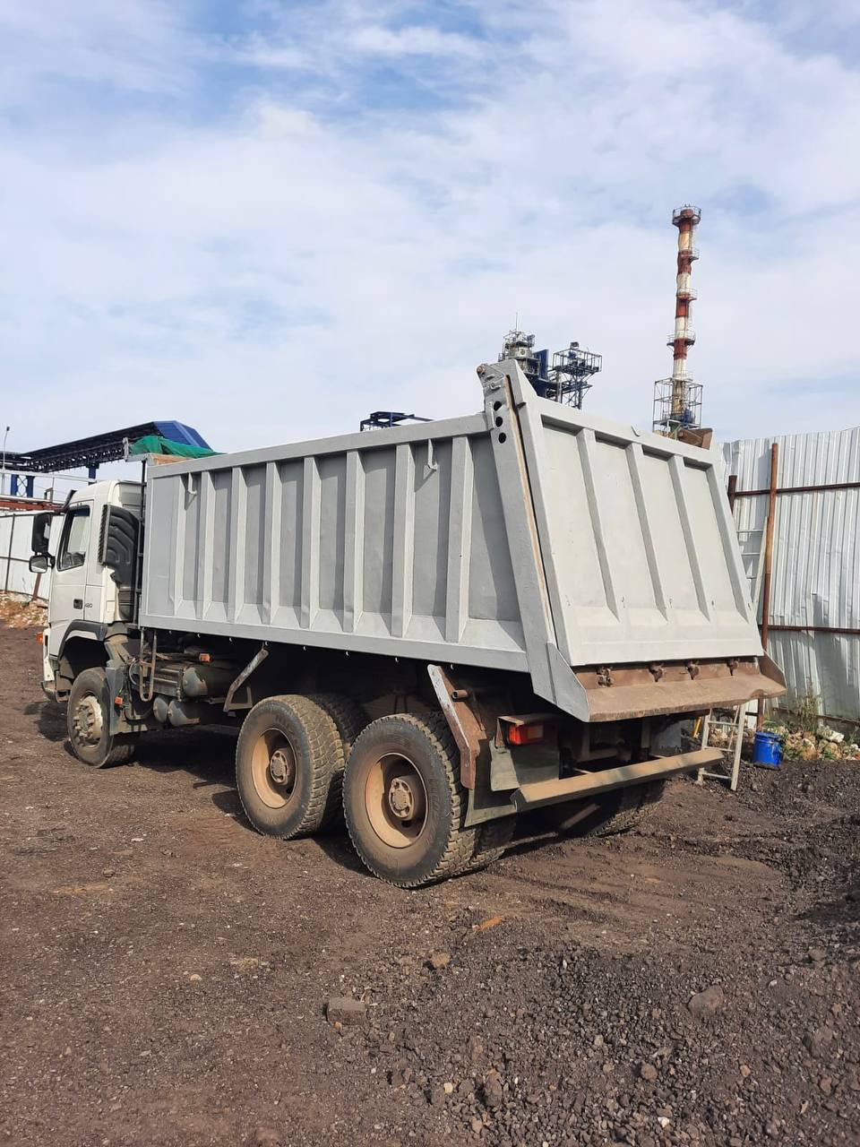 Почасовая работа для самосвалов