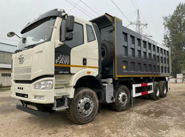 В аренду карьерный самосвал 35 кубов