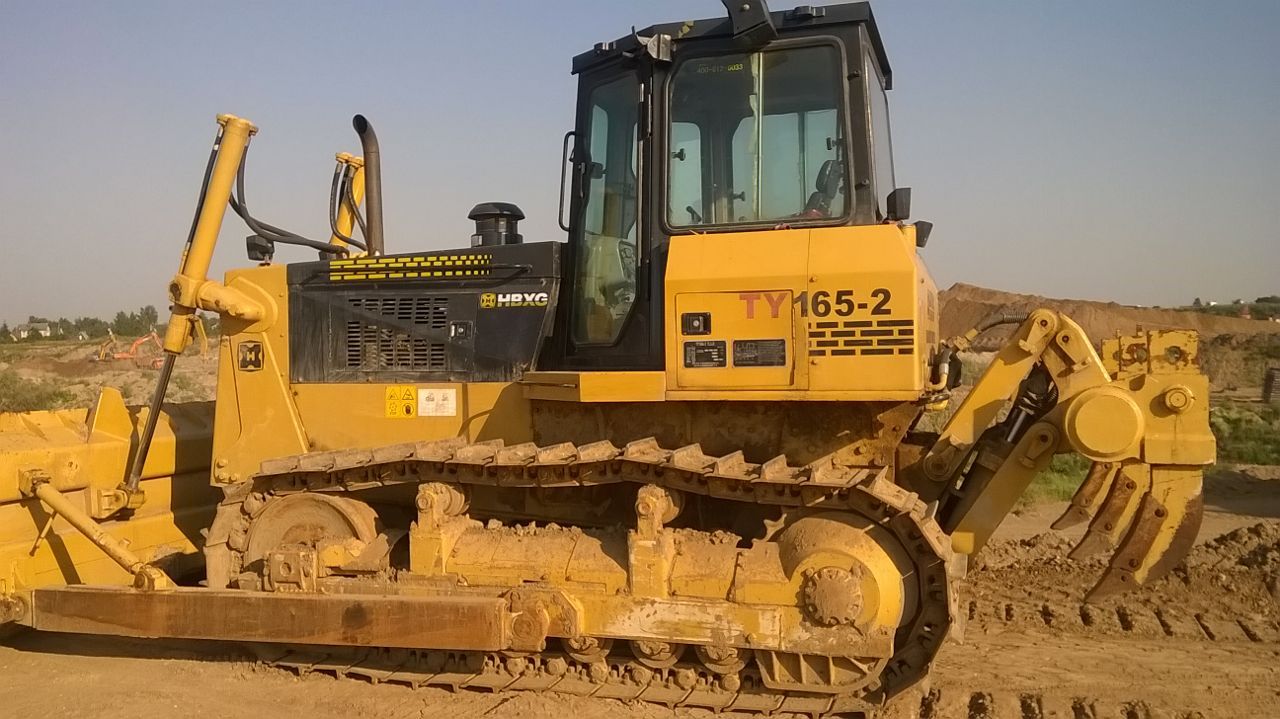 Бульдозеры в аренду с экипажем