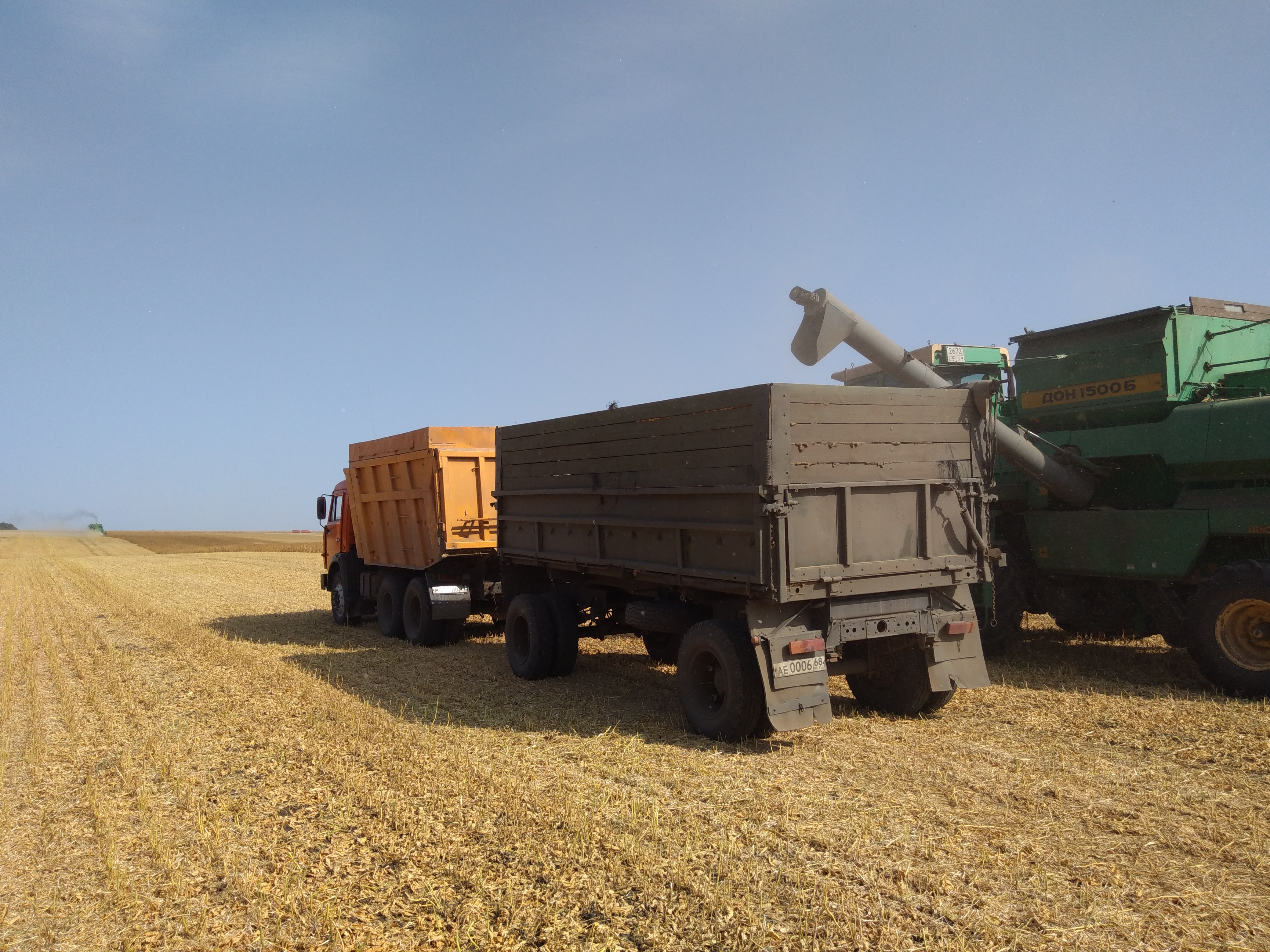 Грузоперевозки. Песок, щебень, грунт.