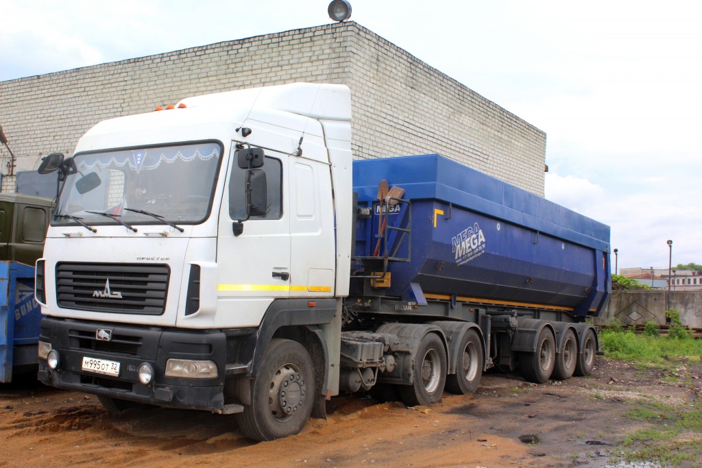 Аренда самосвалов от собственника Александр