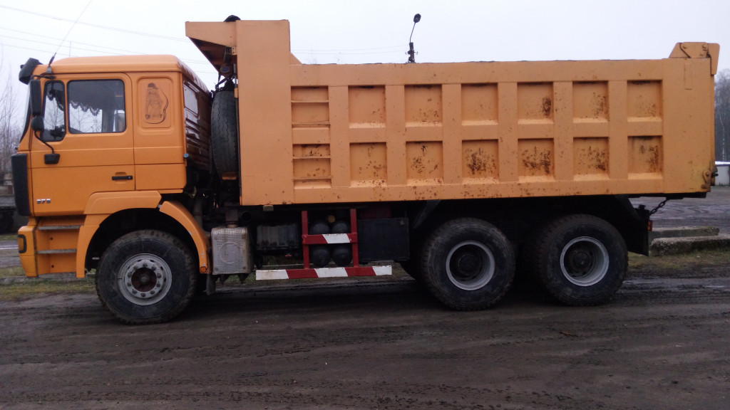 Самосвал в аренду. Услуги самосвалов.