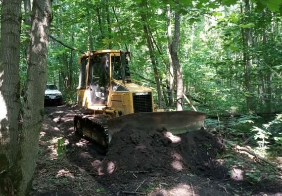 Услуги бульдозера от собственника Пользователь
