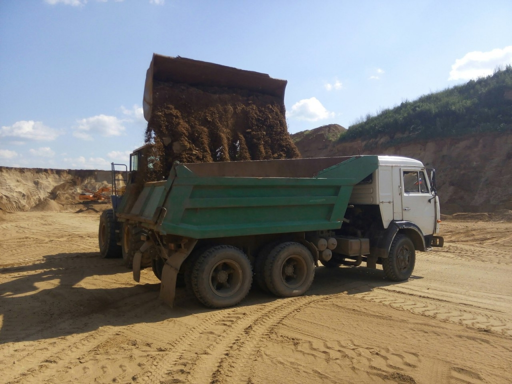 Самосвалы в аренду от 5 до 25 кубов