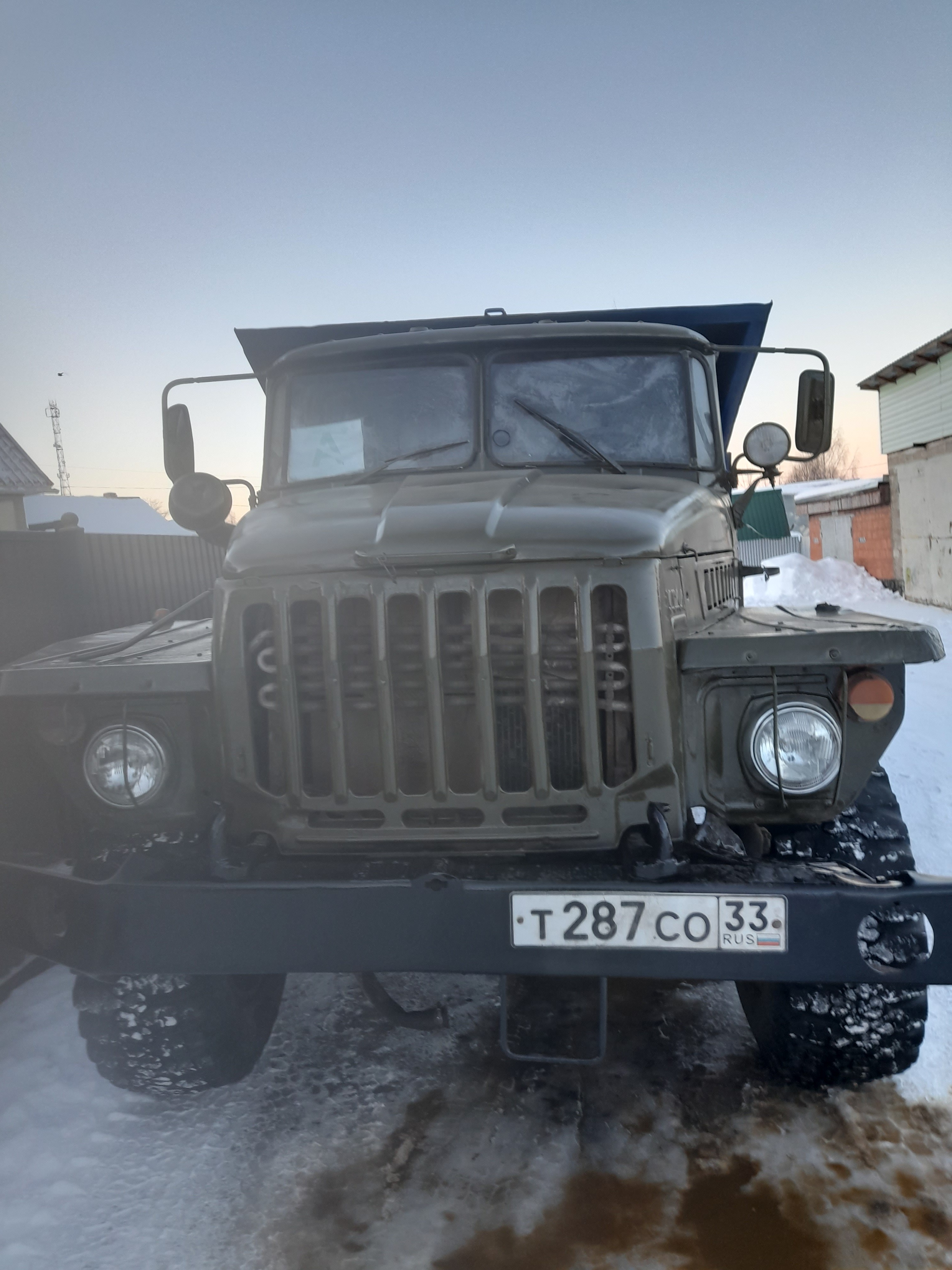 Урал самосвал услуги. Перевозка сыпучих грузов