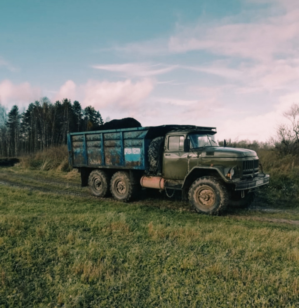 Бой пеноблока с доставкой. Услуги самосвала.