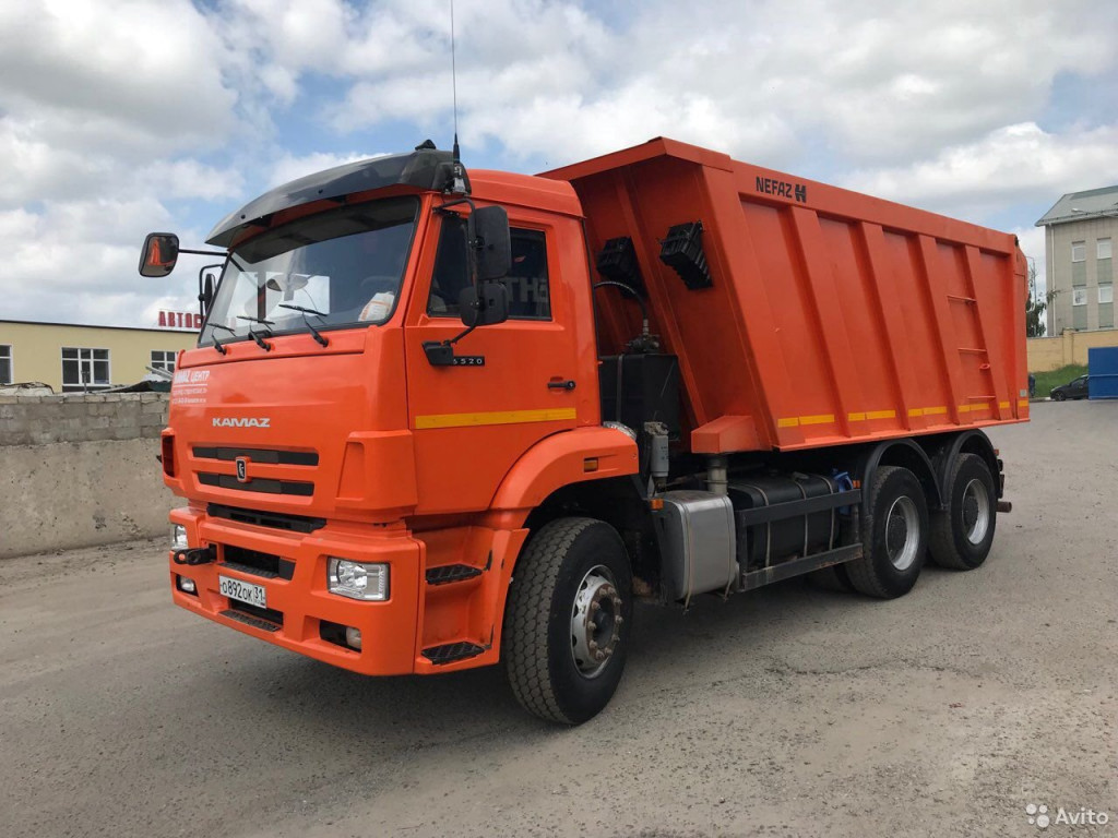 Аренда самосвала. Перевозка сыпучих грузов