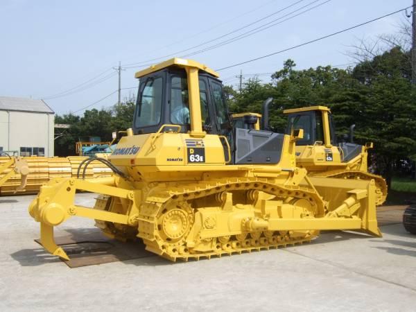 Сдам в аренду                            бульдозер                            Komatsu D65E-12 от собственника Наталья Чужикова
