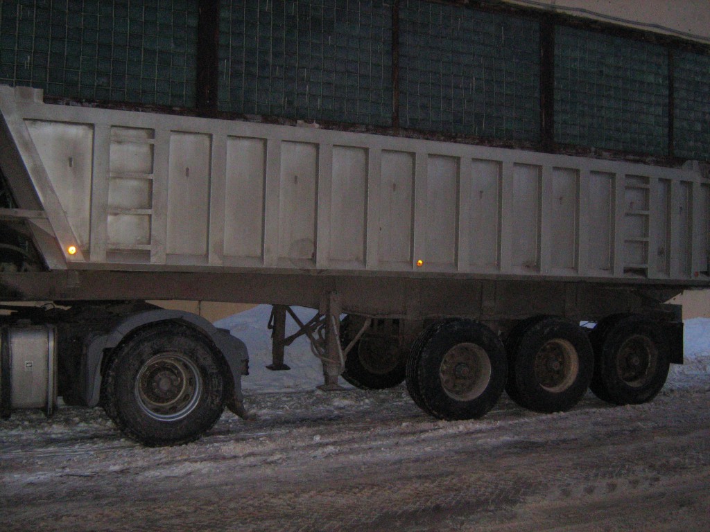 Сдам в аренду                            самосвал                            Мерседес Актрос с самосвальным п/п.