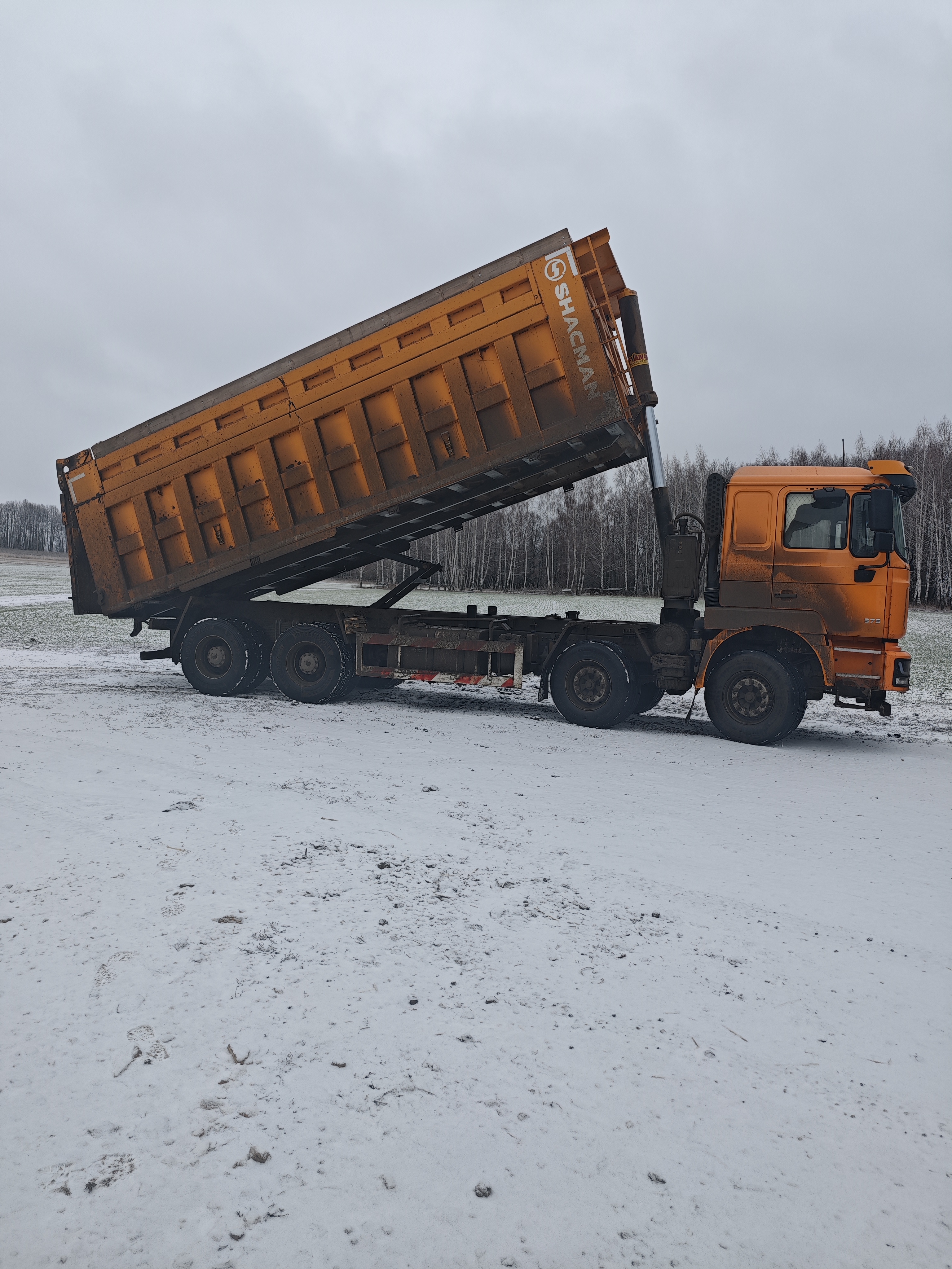 Самосвал Shacman 8X4 в аренду