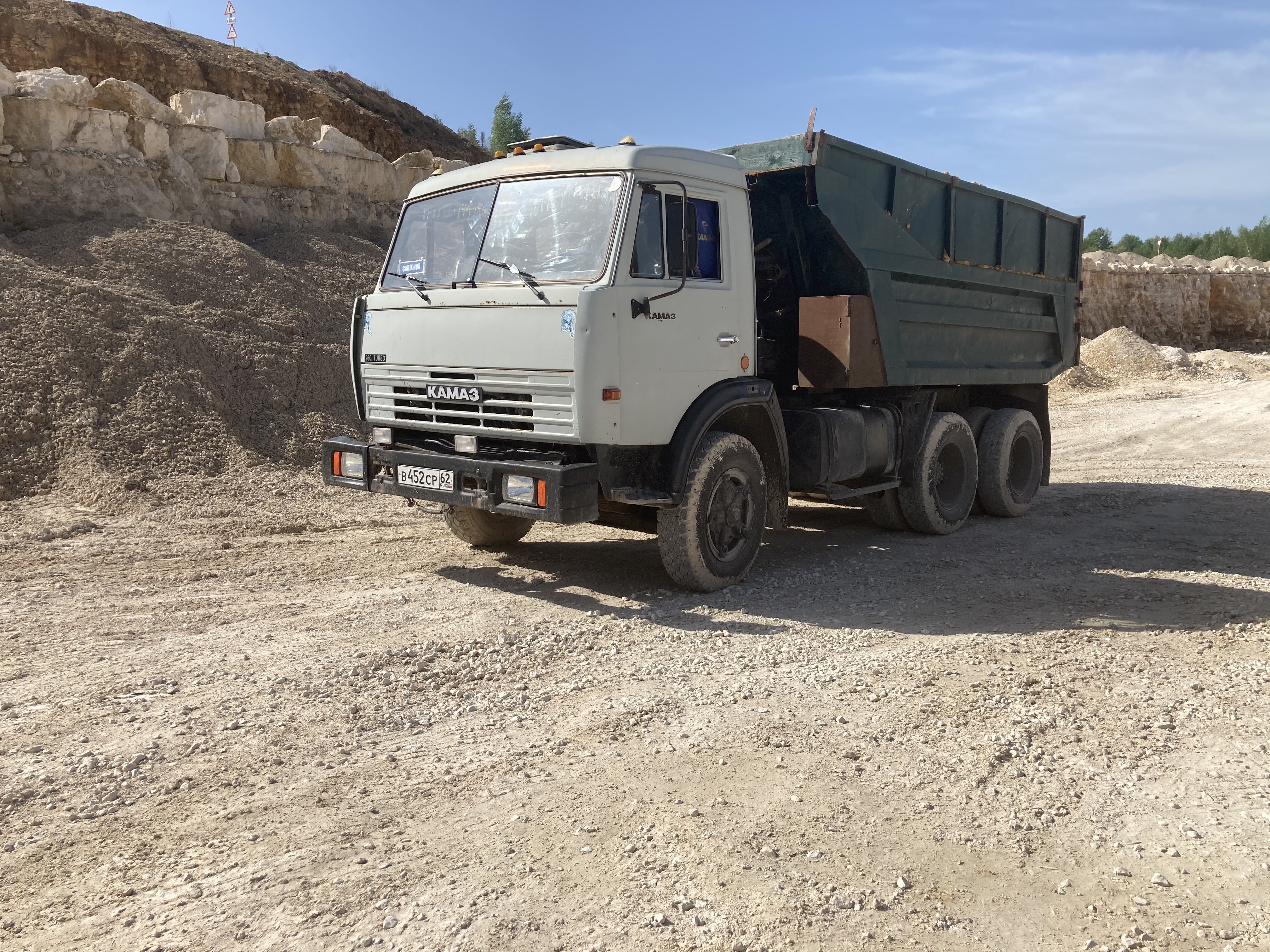 Услуги самосвала КамАЗ 5511