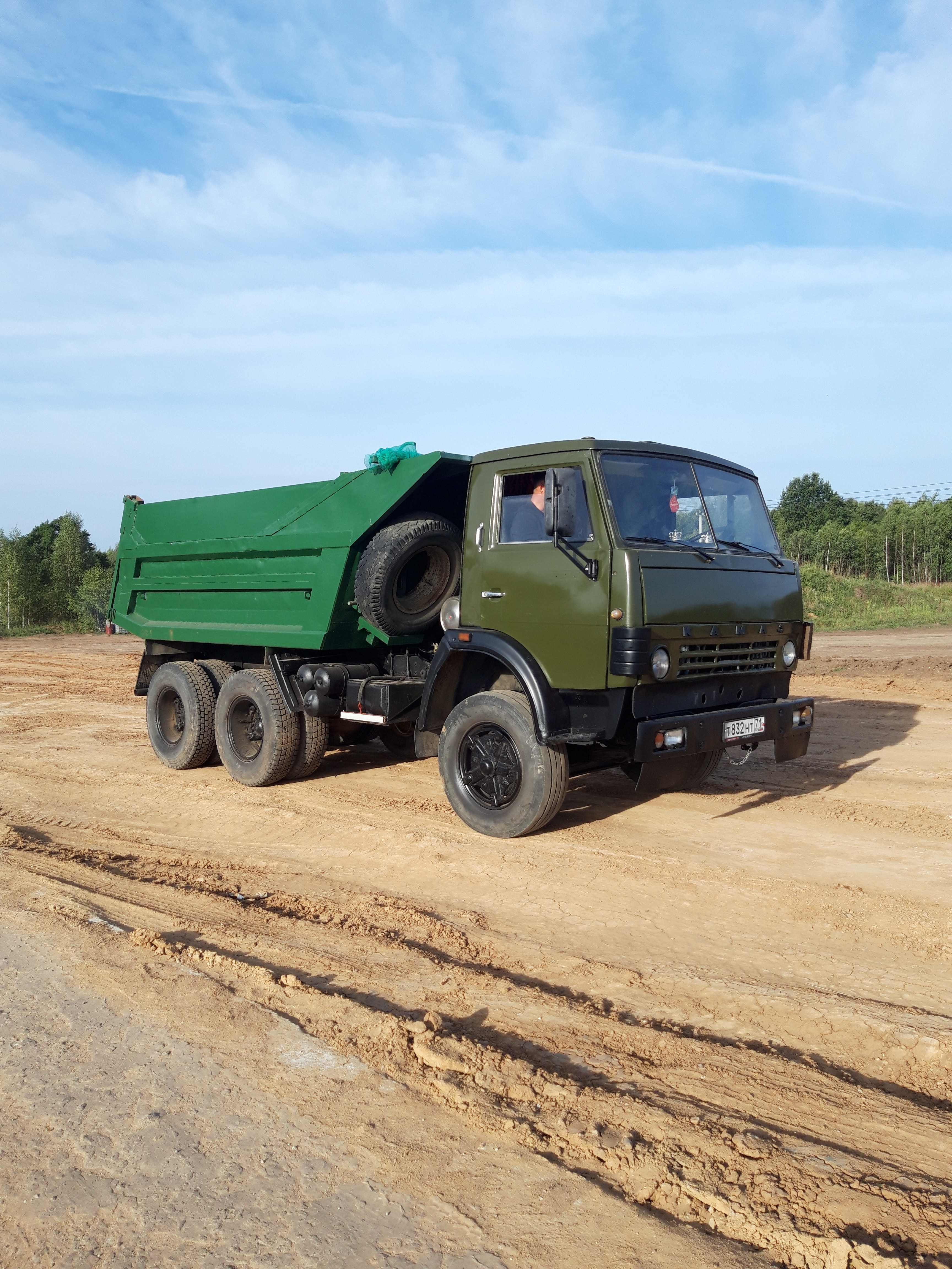 Аренда самосвала от собственника Михаил