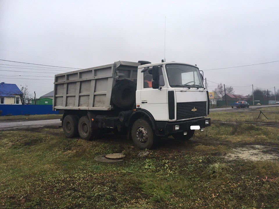 Аренда самосвала МАЗ