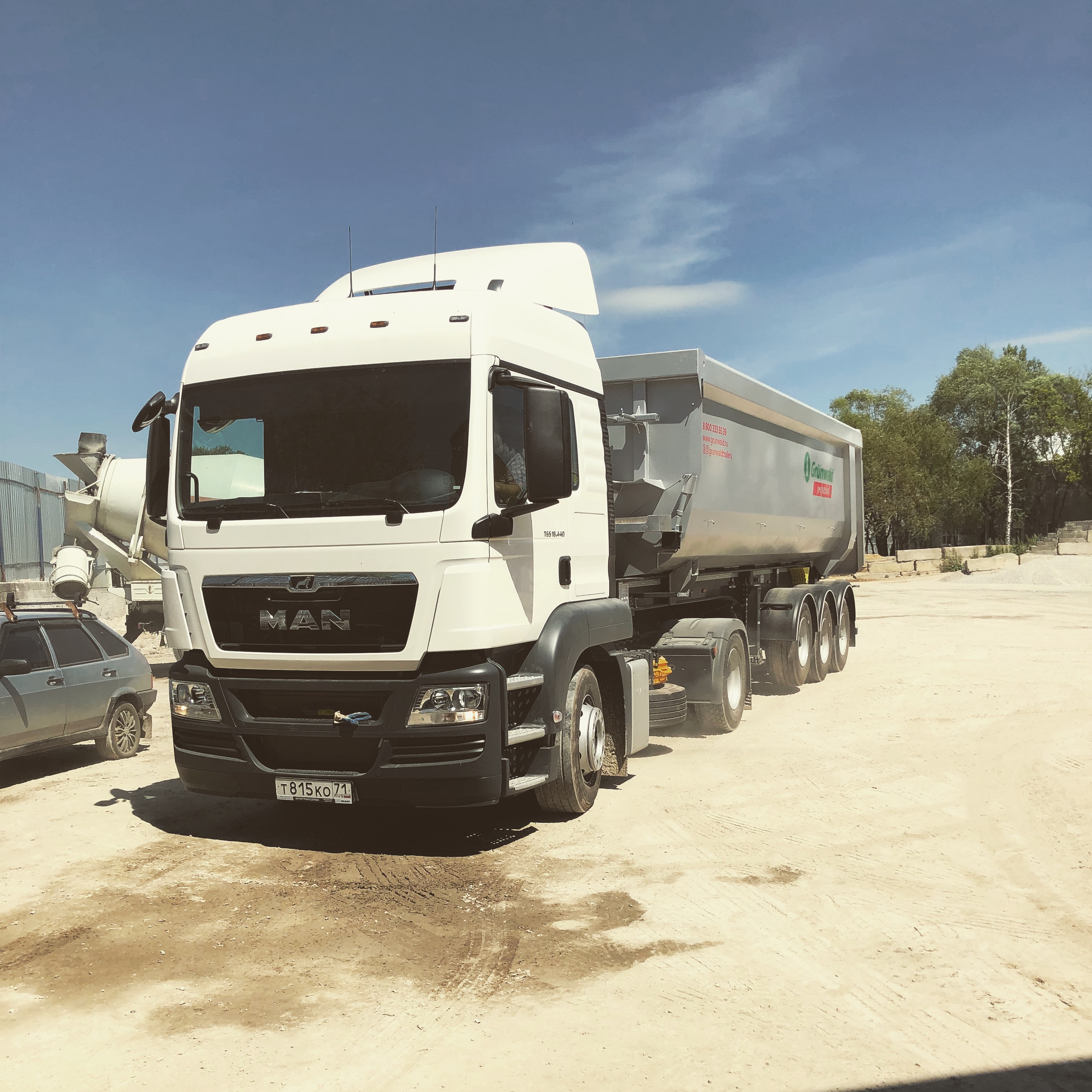 Аренда тонара. Услуги самосвала, спецтехники