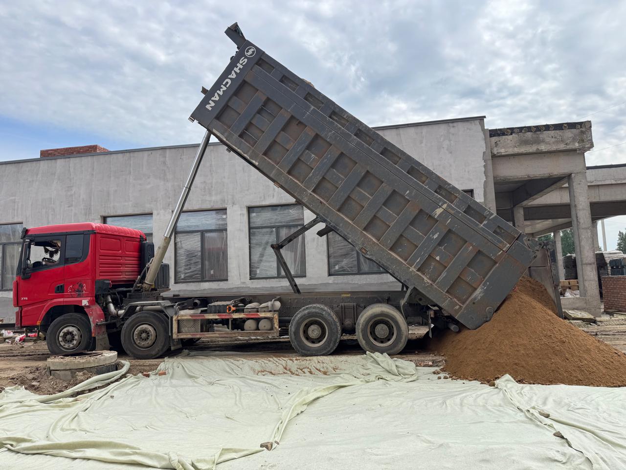 Самосвала 35 кубов аренда