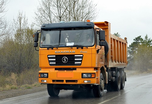 В аренду бортовой Шакман самосвал