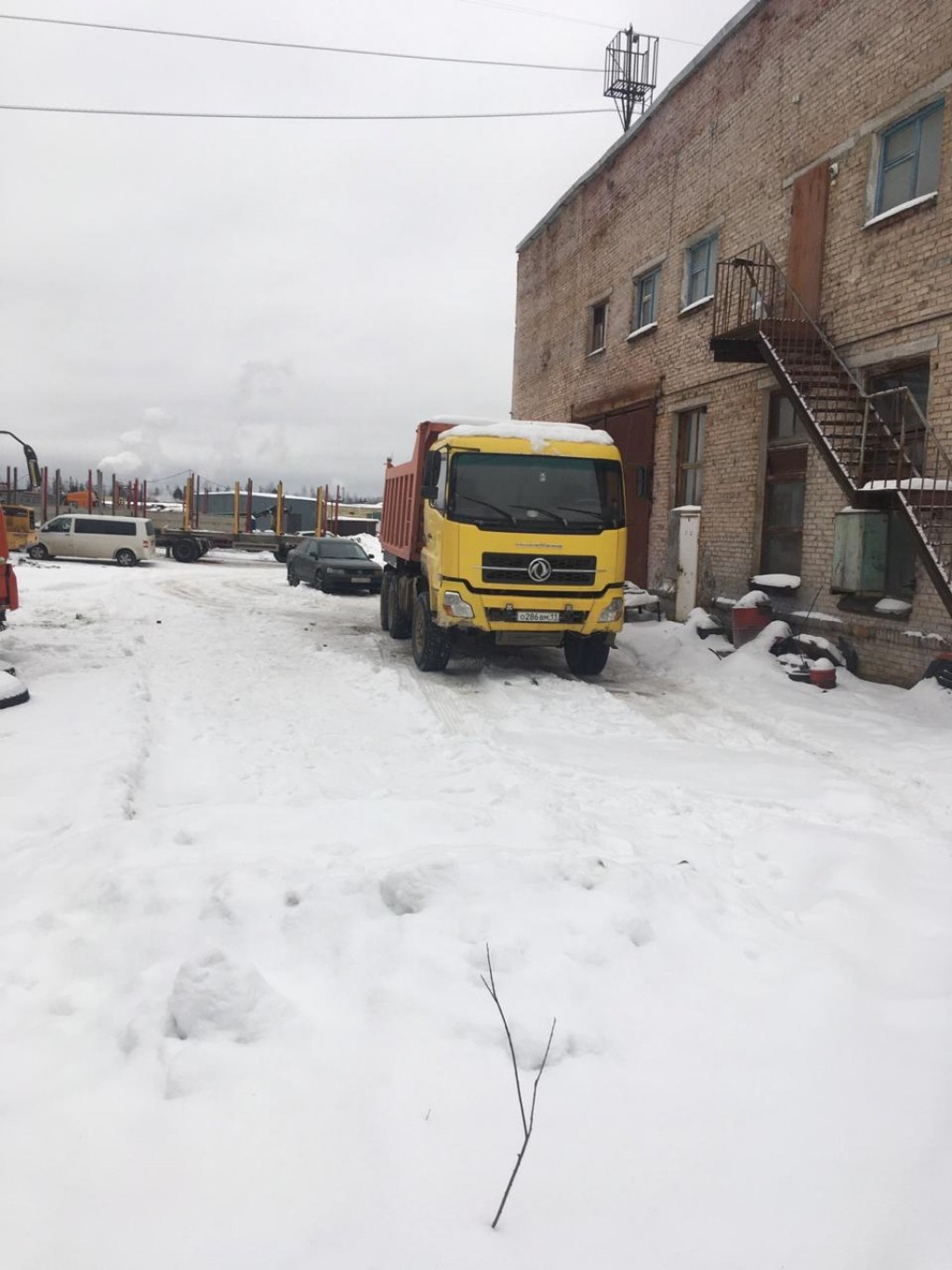 Аренда самосвалов, доставка песка, щебня, пгс