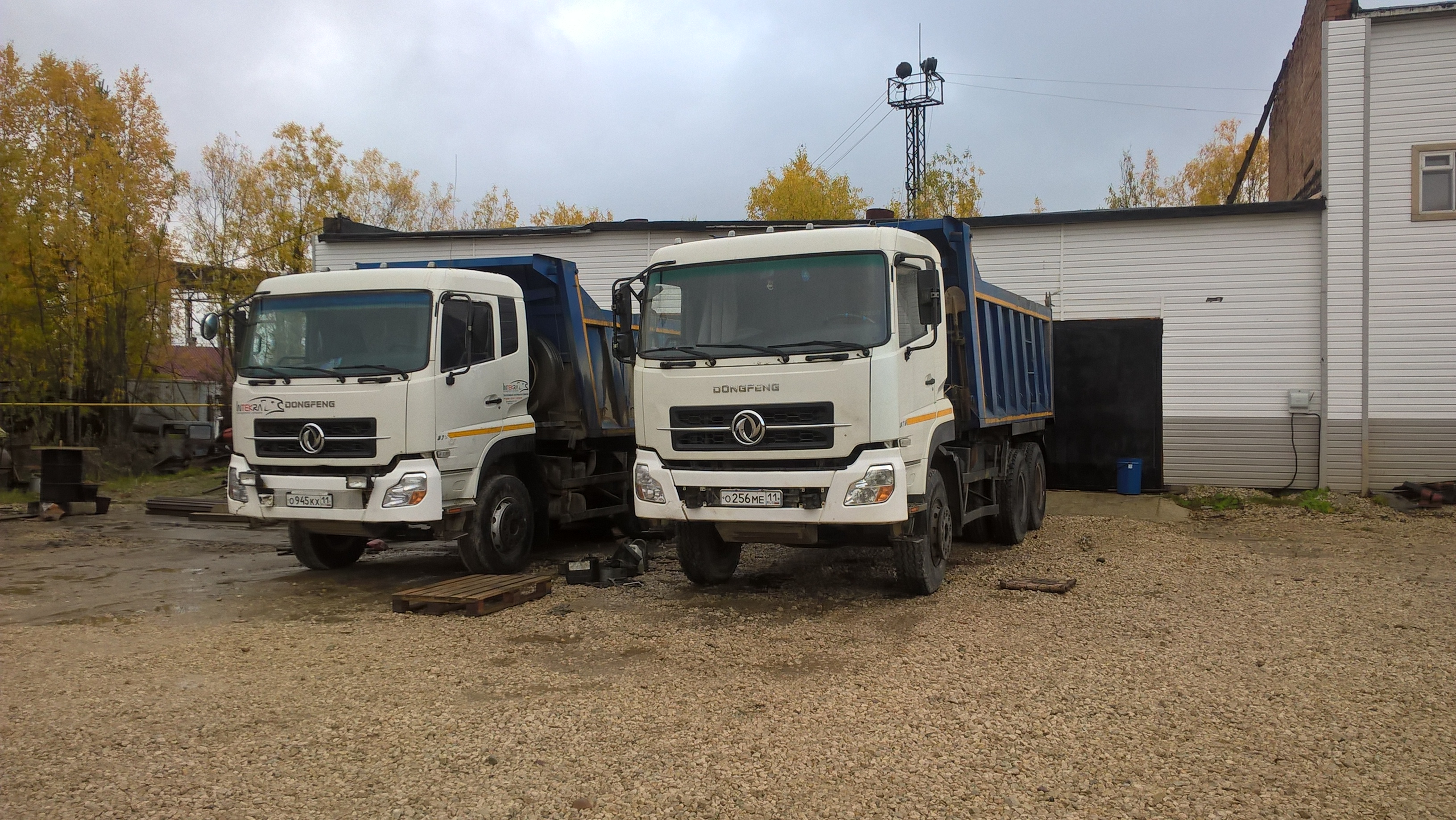 Услуги самосвала 17м3 25тонн