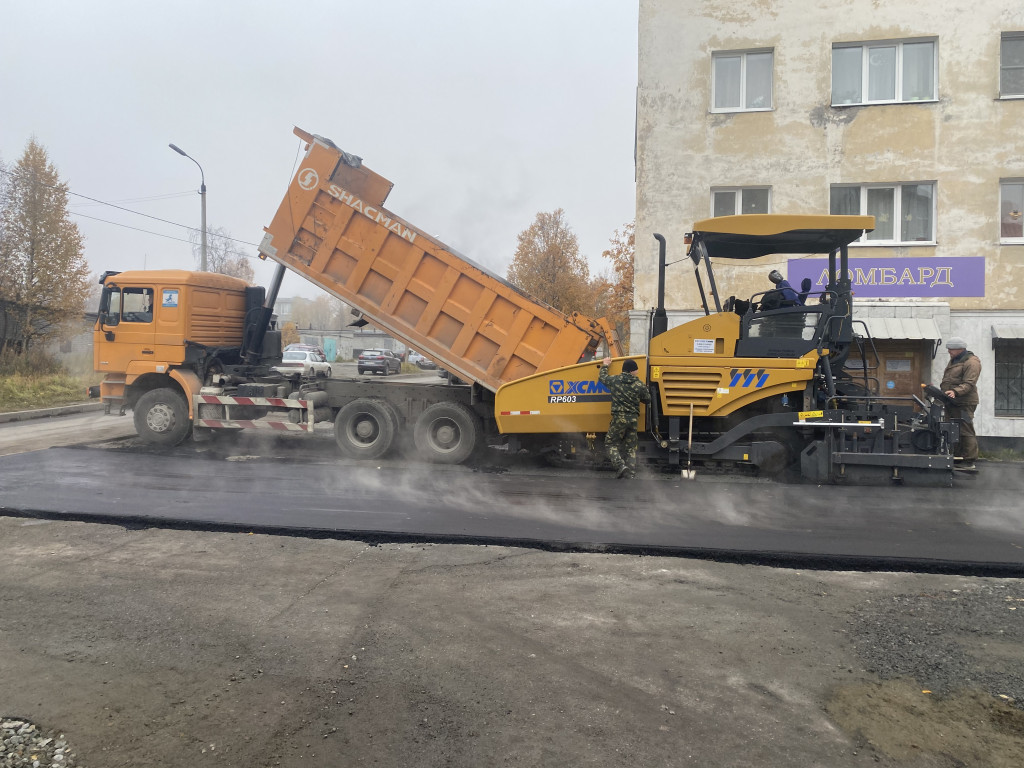 Самосвалы  аренда в Мурманской области