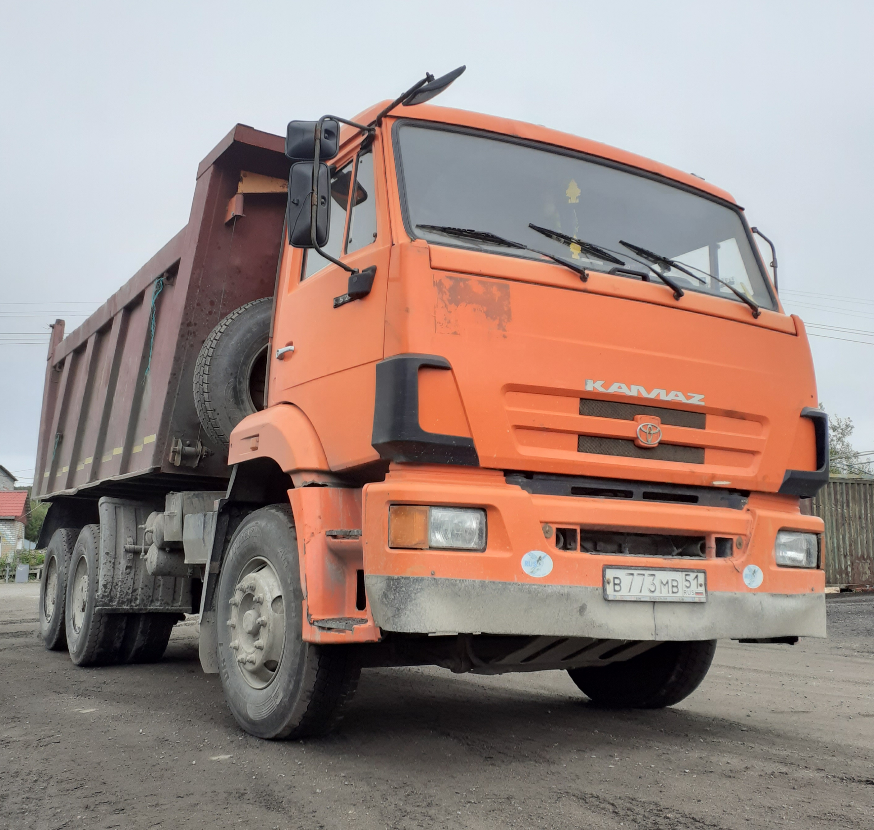 Аренда спецтехники самосвалы