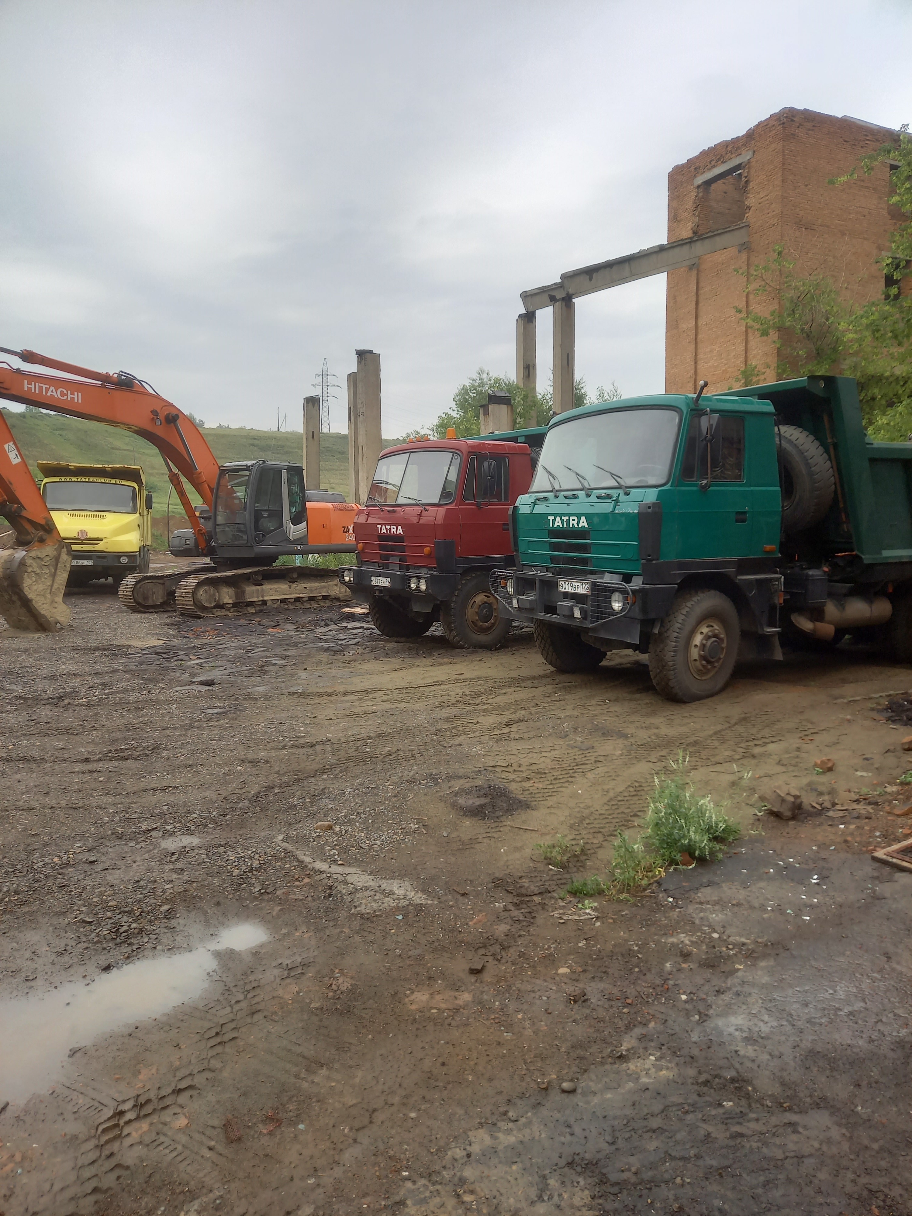 Карьерный самосвал вездеход в аренду.