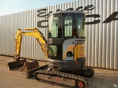 Аренда мини экскаватора NEW HOLLAND E27.2SR с водителем