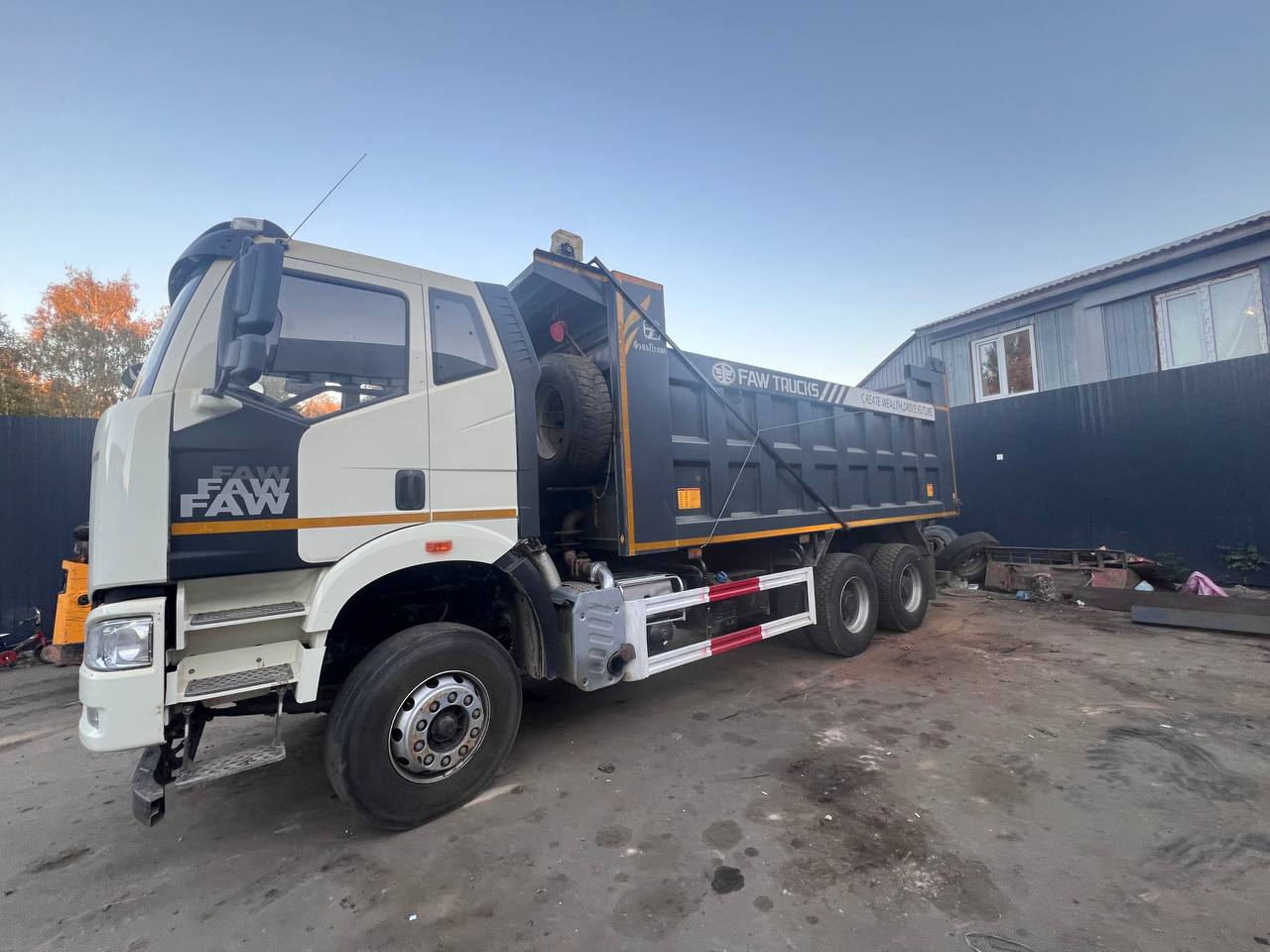 Первезки до 20т Самосвал FAW J6