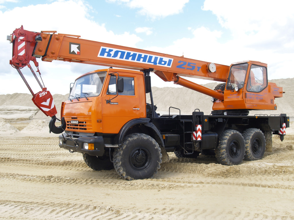 Услуги автокрана (25, 32, 50 тонн)