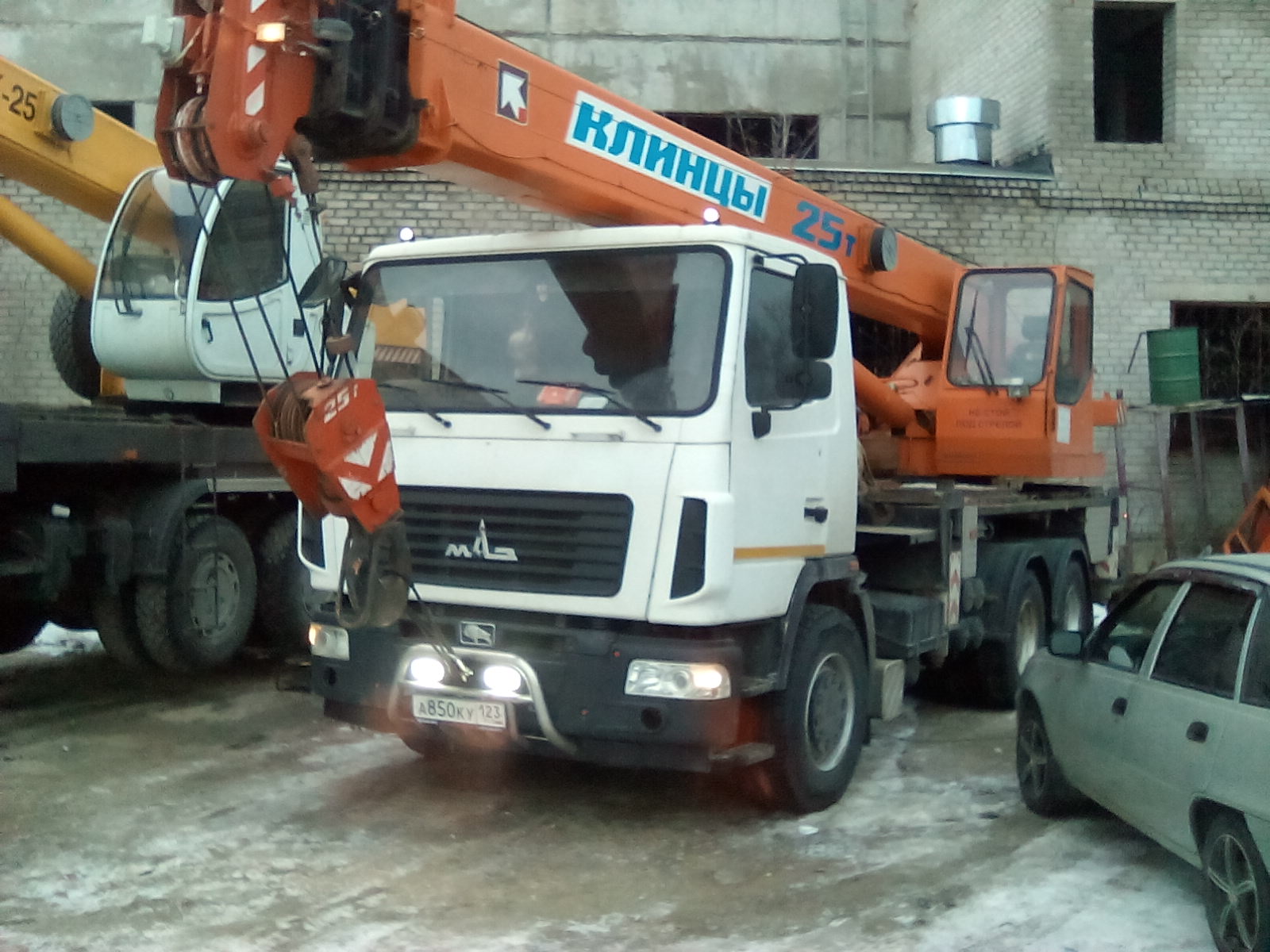 Услуги автокрана 25т28м